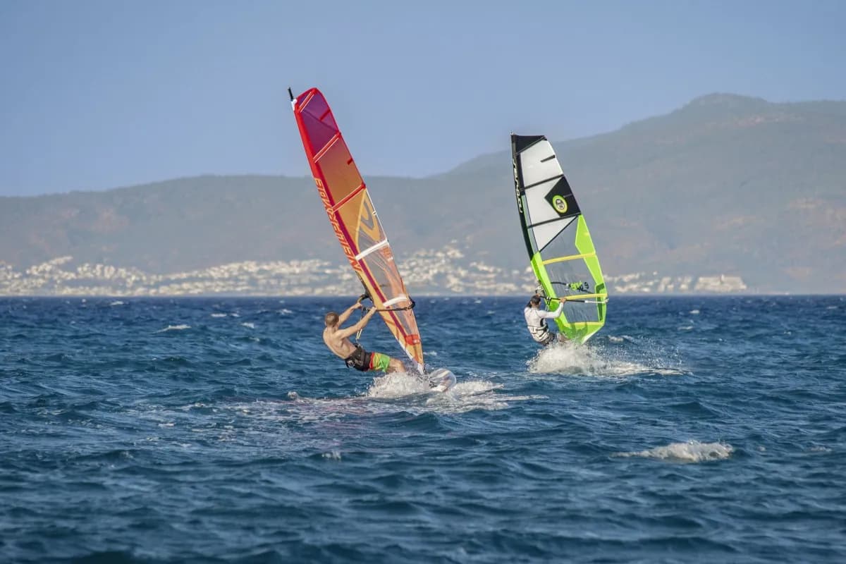 Windsurfing & Kitesurfing