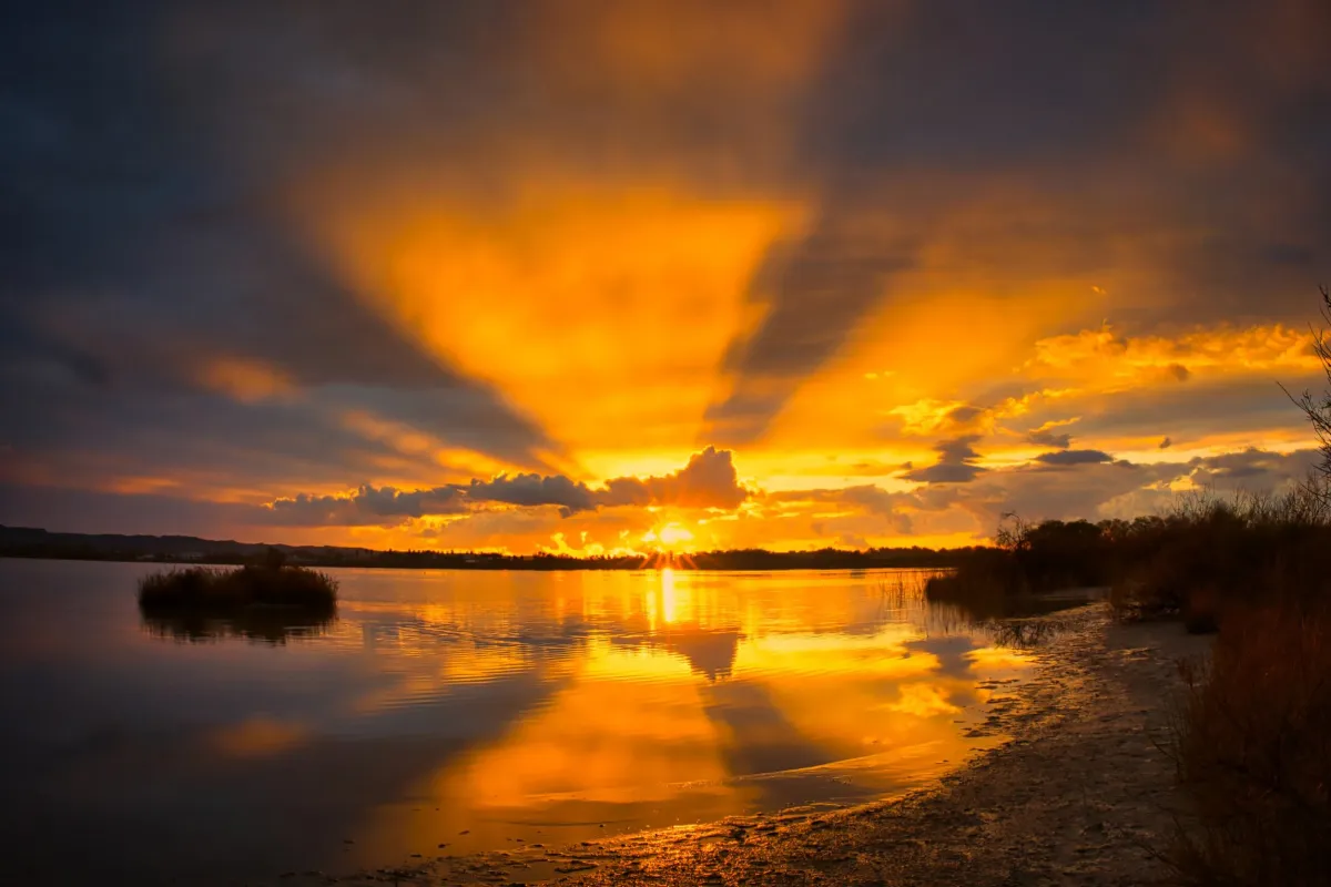 Tigaki Salt Lake